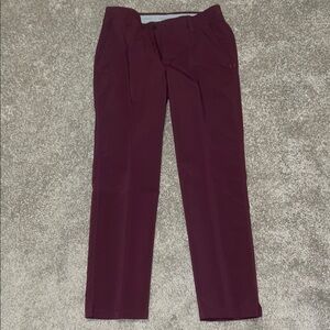 Under Armour Red Chinos Sleek Sophisticated Design